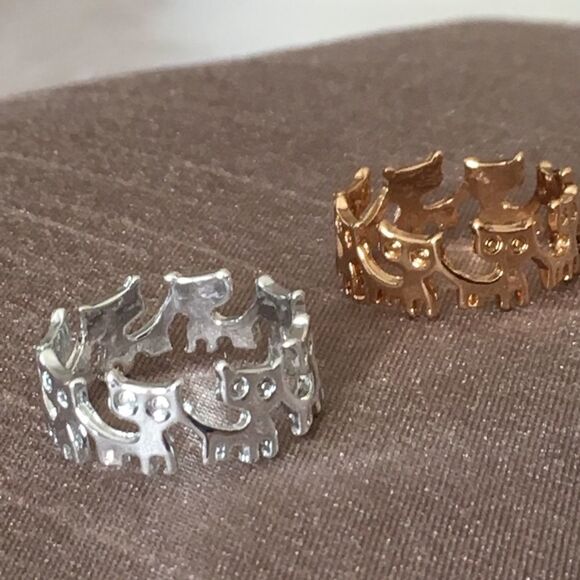 Gold Tone or Silver Tone Cat Band Ring Size 6 - Picture 2 of 8